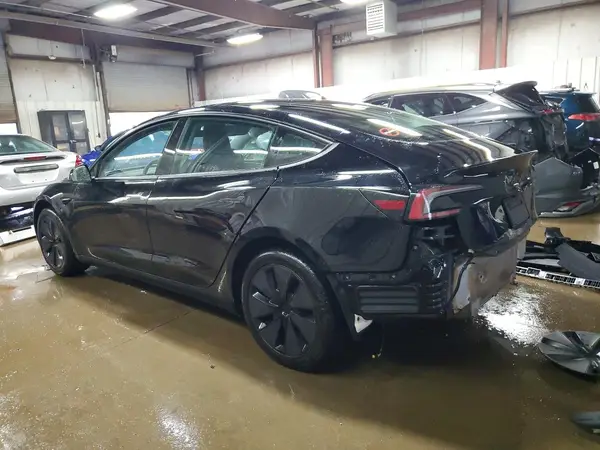 5YJ3E1EA0RF725067 2024 TESLA MODEL 3 - Image 2