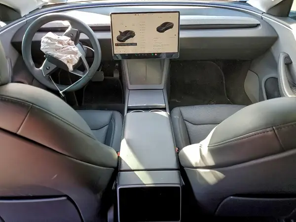5YJ3E1EA0RF726316 2024 TESLA MODEL 3 - Image 8