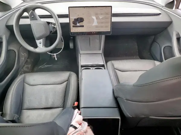 5YJ3E1EA0RF727658 2024 TESLA MODEL 3 - Image 8