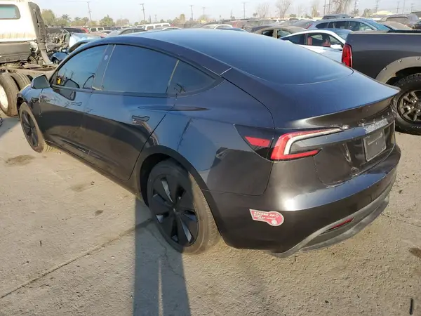 5YJ3E1EA0RF730446 2024 TESLA MODEL 3 - Image 2