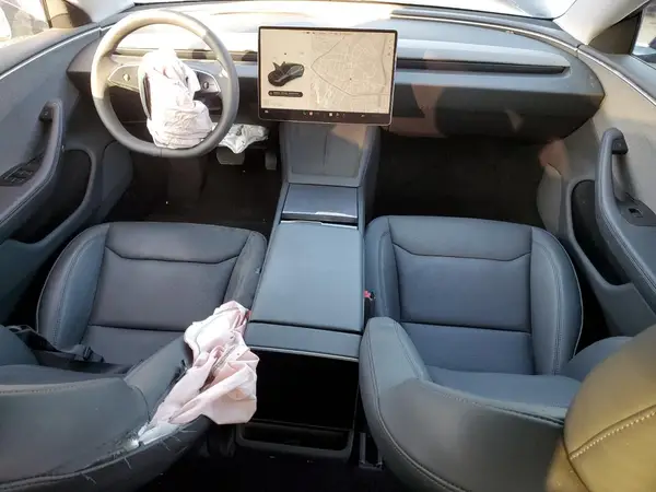 5YJ3E1EA0RF730446 2024 TESLA MODEL 3 - Image 8