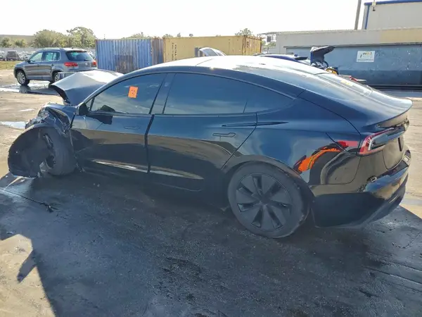 5YJ3E1EA0RF733282 2024 TESLA MODEL 3 - Image 2