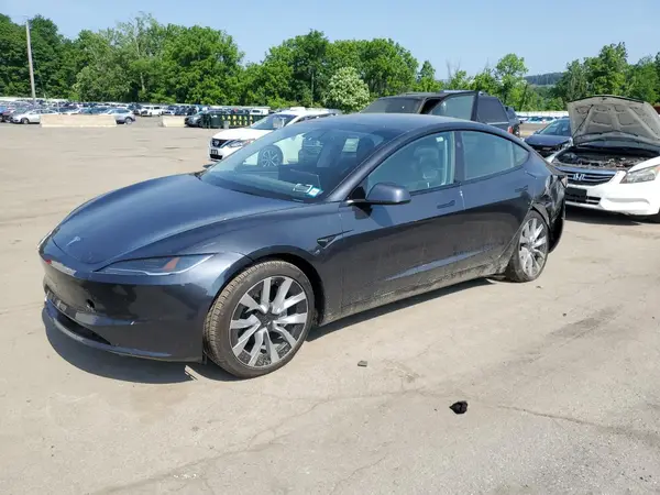 5YJ3E1EA0RF735193 2024 TESLA MODEL 3 - Image 1
