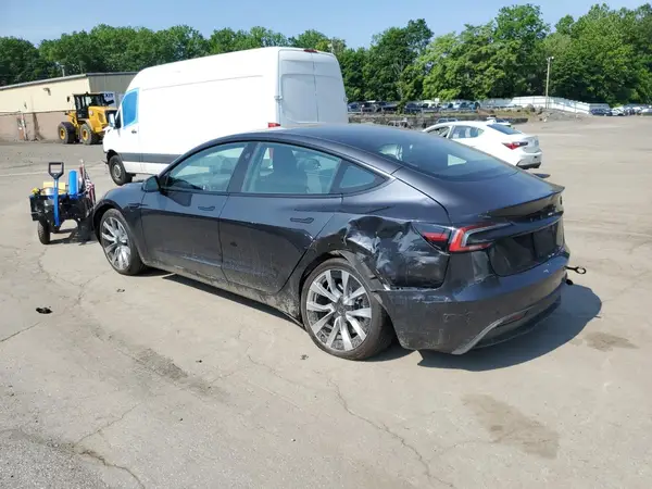 5YJ3E1EA0RF735193 2024 TESLA MODEL 3 - Image 2