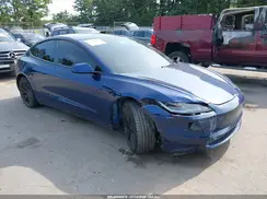 5YJ3E1EA0RF736683 2024 TESLA MODEL 3