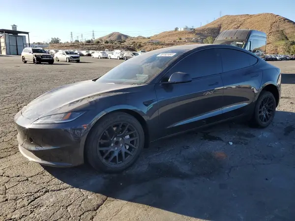 5YJ3E1EA0RF736893 2024 TESLA MODEL 3 - Image 1