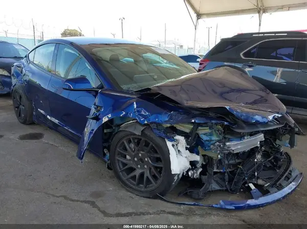 5YJ3E1EA0RF745089 2024 TESLA MODEL 3 - Image 1