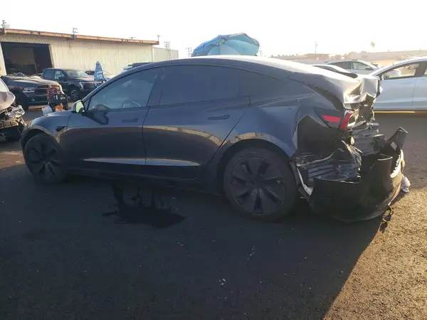 5YJ3E1EA0RF745366 2024 TESLA MODEL 3 - Image 2