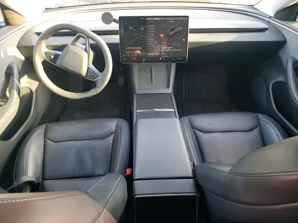 5YJ3E1EA0RF745366 2024 TESLA MODEL 3 - Image 8
