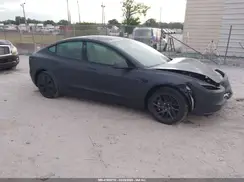 5YJ3E1EA0RF748588 2024 TESLA MODEL 3