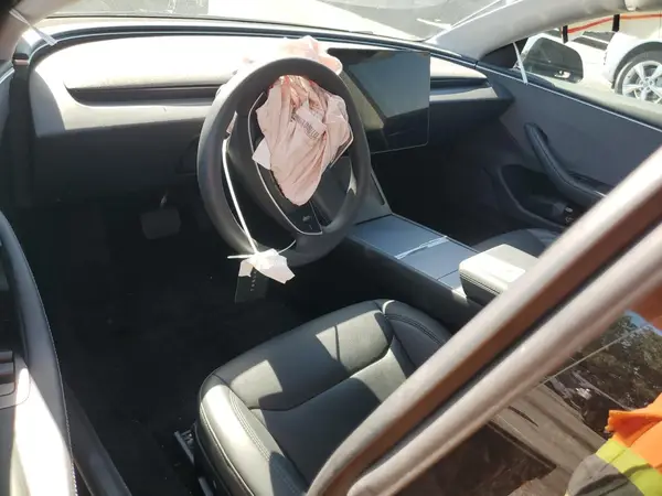 5YJ3E1EA0RF751880 2024 TESLA MODEL 3 - Image 8