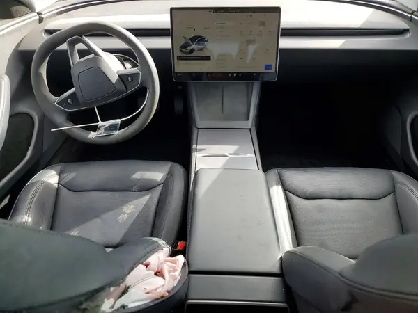 5YJ3E1EA0RF756481 2024 TESLA MODEL 3 - Image 8