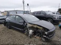 5YJ3E1EA0RF757498 2024 TESLA MODEL 3