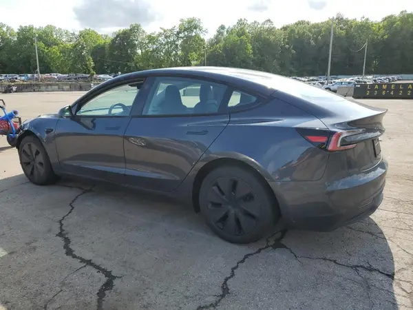 5YJ3E1EA0RF757503 2024 TESLA MODEL 3 - Image 2