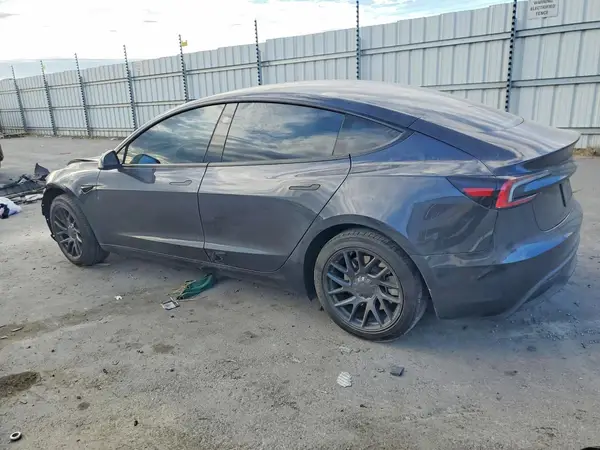 5YJ3E1EA0RF764998 2024 TESLA MODEL 3 - Image 2