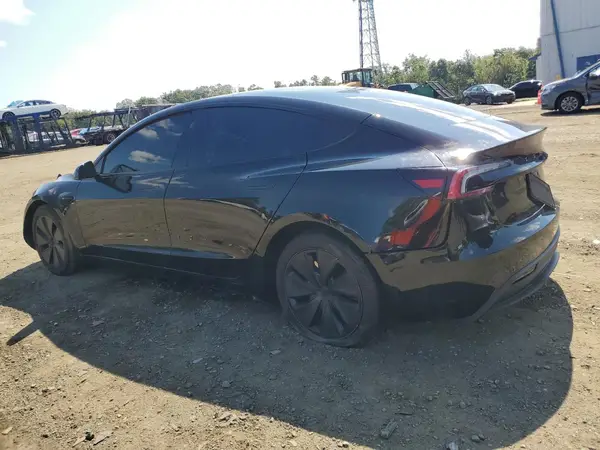 5YJ3E1EA0RF769375 2024 TESLA MODEL 3 - Image 2