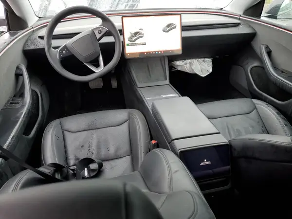 5YJ3E1EA0RF771045 2024 TESLA MODEL 3 - Image 8
