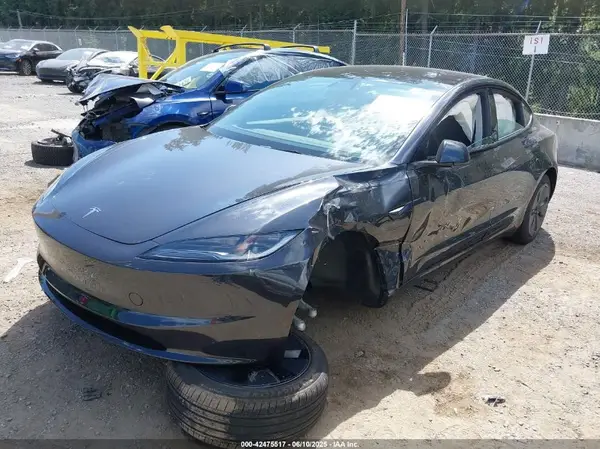 5YJ3E1EA0RF823760 2024 TESLA MODEL 3 - Image 2