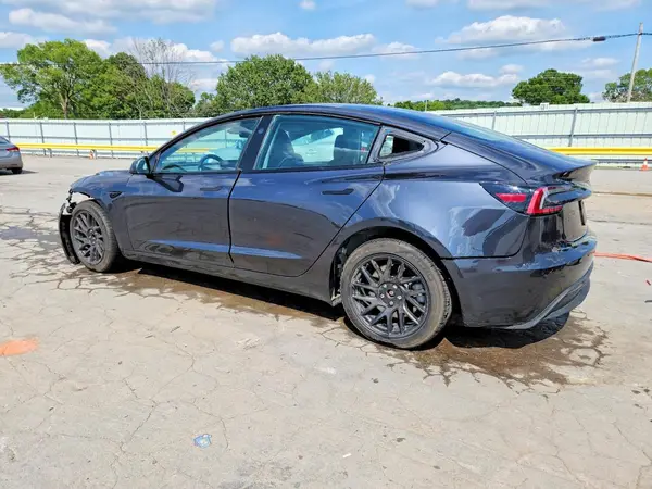 5YJ3E1EA0RF826528 2024 TESLA MODEL 3 - Image 2