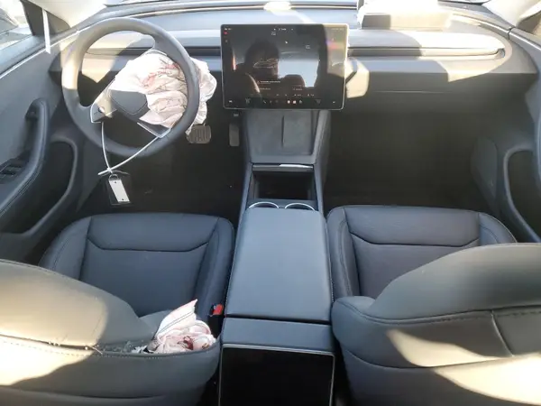5YJ3E1EA0RF829266 2024 TESLA MODEL 3 - Image 8