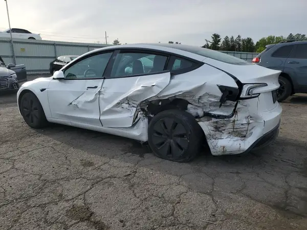 5YJ3E1EA0RF830904 2024 TESLA MODEL 3 - Image 2