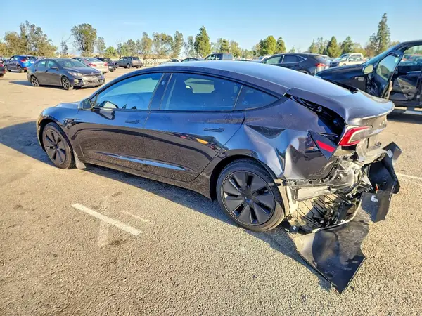 5YJ3E1EA0RF832930 2024 TESLA MODEL 3 - Image 2