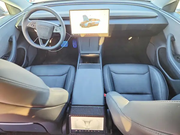 5YJ3E1EA0RF832930 2024 TESLA MODEL 3 - Image 8