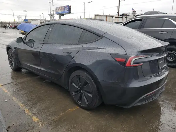 5YJ3E1EA0RF833091 2024 TESLA MODEL 3 - Image 2