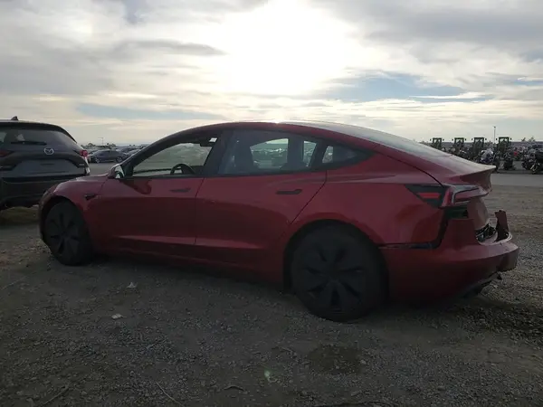 5YJ3E1EA0RF849534 2024 TESLA MODEL 3 - Image 2