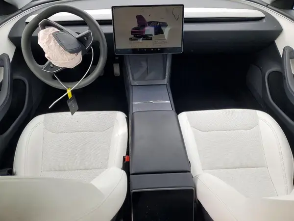 5YJ3E1EA0RF854457 2024 TESLA MODEL 3 - Image 8