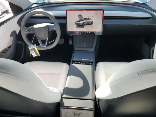 5YJ3E1EA0RF856760 2024 TESLA MODEL 3 - Image 8