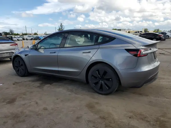 5YJ3E1EA0RF858041 2024 TESLA MODEL 3 - Image 2