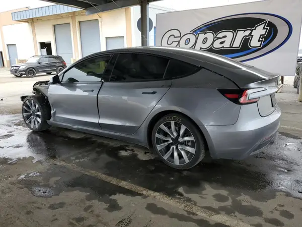 5YJ3E1EA0RF859934 2024 TESLA MODEL 3 - Image 2