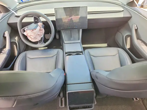 5YJ3E1EA0RF862557 2024 TESLA MODEL 3 - Image 8
