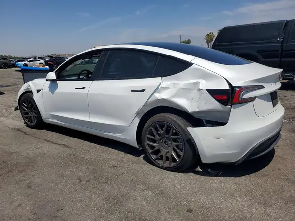 5YJ3E1EA0RF866348 2024 TESLA MODEL 3 - Image 2
