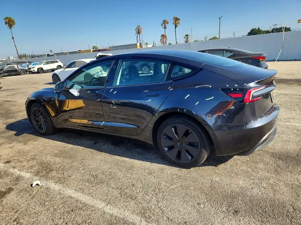 5YJ3E1EA0RF868715 2024 TESLA MODEL 3 - Image 2