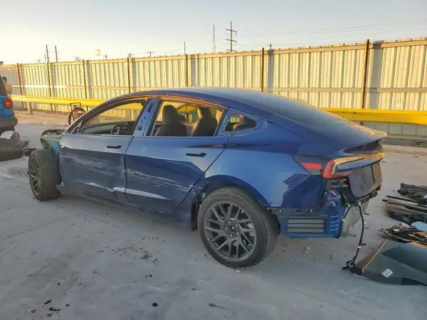 5YJ3E1EA0RF869511 2024 TESLA MODEL 3 - Image 2