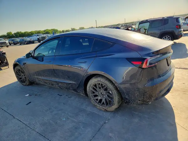 5YJ3E1EA0RF872134 2024 TESLA MODEL 3 - Image 2