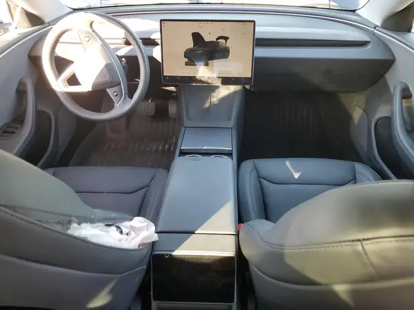 5YJ3E1EA0RF872649 2024 TESLA MODEL 3 - Image 8