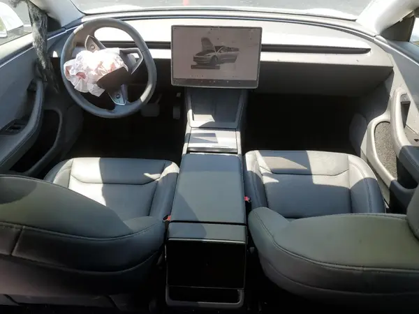 5YJ3E1EA0SF002146 2025 TESLA MODEL 3 - Image 8