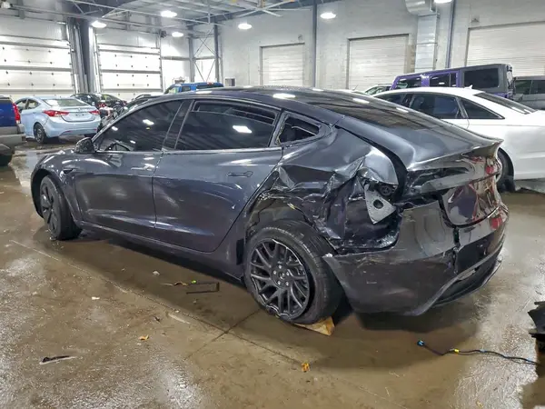 5YJ3E1EA0SF007105 2025 TESLA MODEL 3 - Image 2