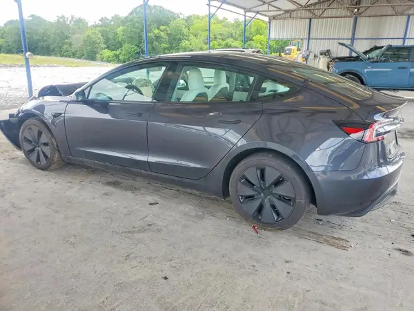 5YJ3E1EA0SF014782 2025 TESLA MODEL 3 - Image 2