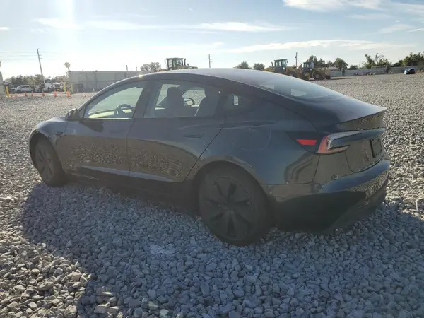 5YJ3E1EA0SF015625 2025 TESLA MODEL 3 - Image 2