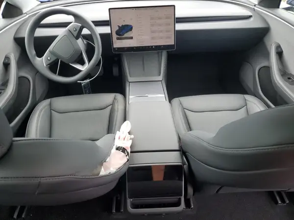 5YJ3E1EA0SF019870 2025 TESLA MODEL 3 - Image 8