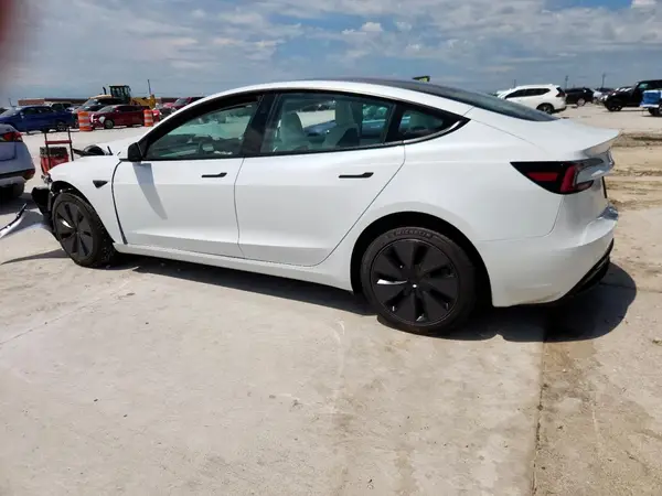 5YJ3E1EA0SF022283 2025 TESLA MODEL 3 - Image 2