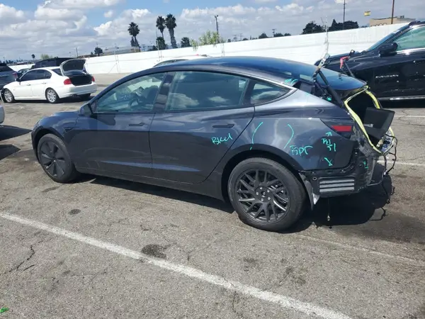 5YJ3E1EA0SF032036 2025 TESLA MODEL 3 - Image 2