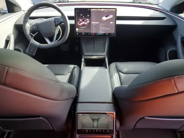 5YJ3E1EA0SF036118 2025 TESLA MODEL 3 - Image 8