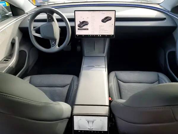 5YJ3E1EA0SF038953 2025 TESLA MODEL 3 - Image 8