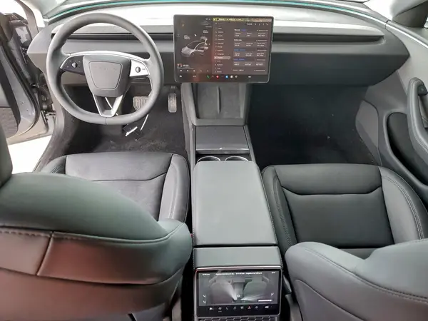 5YJ3E1EA0SF043084 2025 TESLA MODEL 3 - Image 8