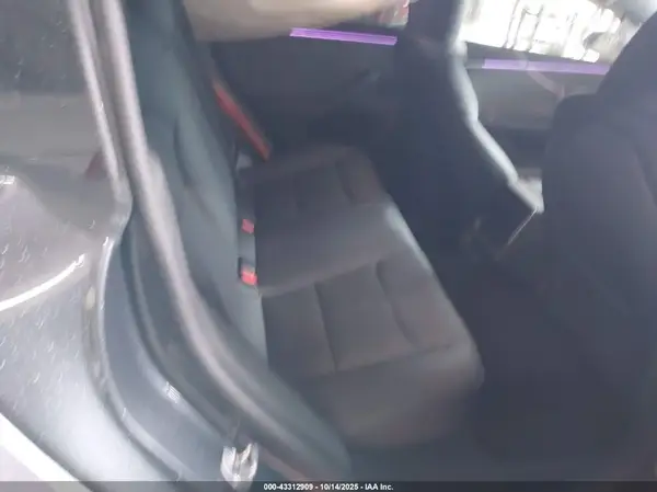 5YJ3E1EA0SF044591 2025 TESLA MODEL 3 - Image 8